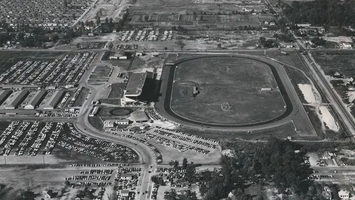 Hazel Park Raceway - From Det Free Press (newer photo)